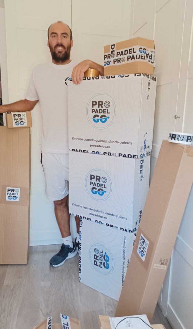 Pedido de Pro Padel GO embalado y listo para enviar desde Sevilla