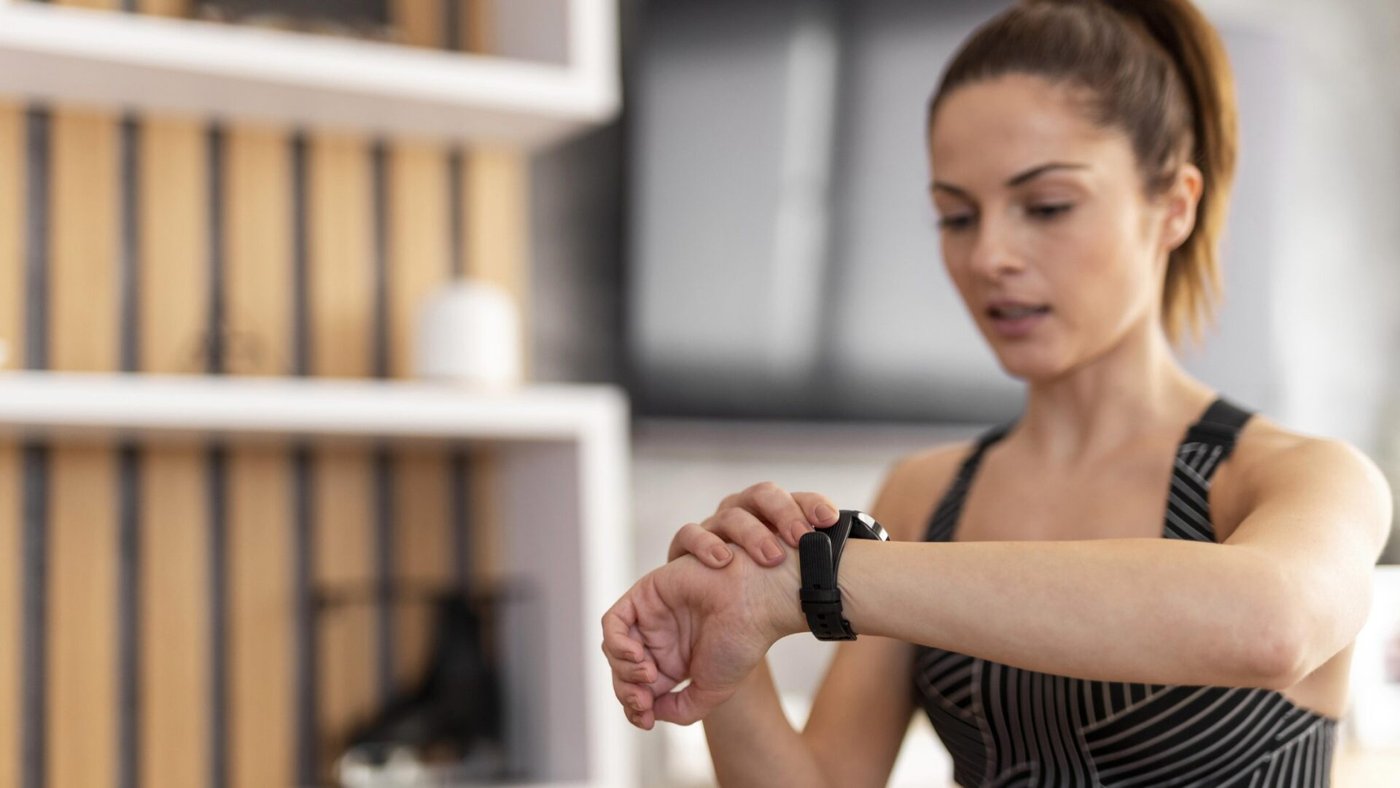 Controlar la carga de entrenamiento de pádel con un reloj deportivo